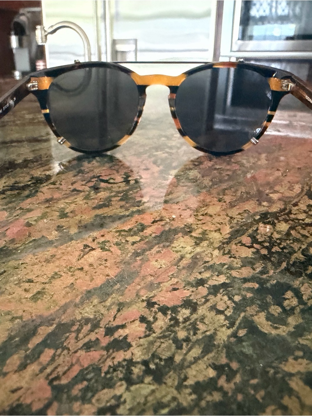 COACH woman’s Black and Silver Aviator Sunglasses - Picture 4 of 10